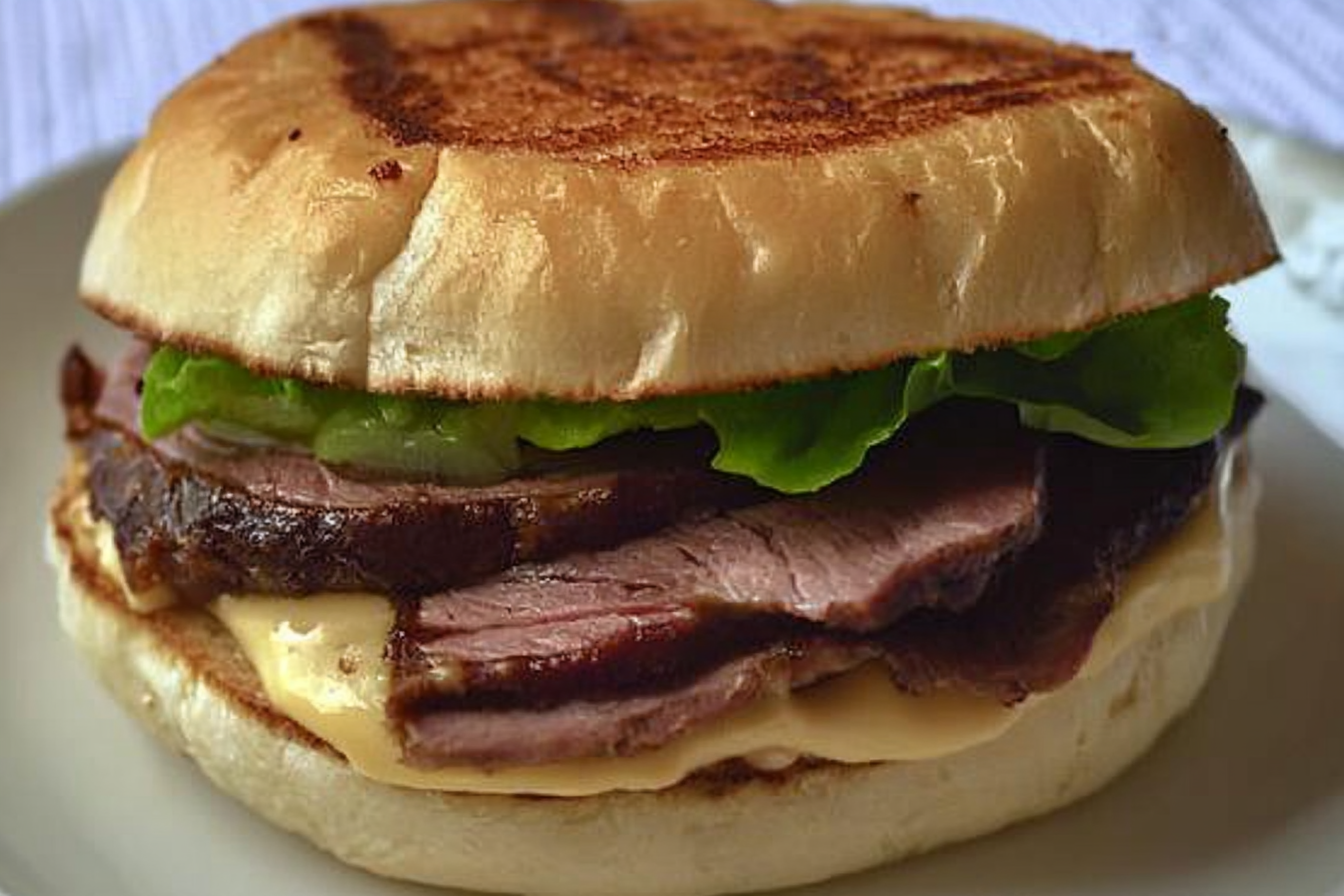 Sándwich de roast beef