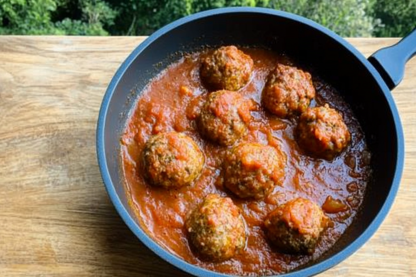 Albóndigas en salsa de tomate