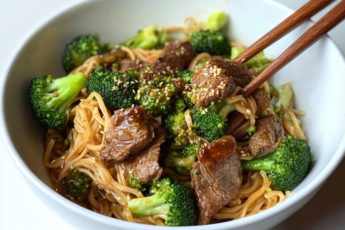 Fideos con brócoli y ternera