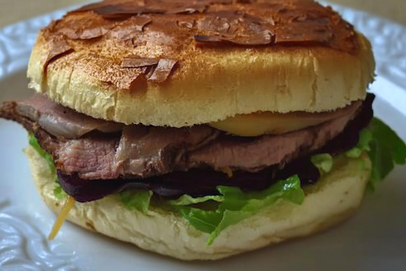Sándwich de roast beef