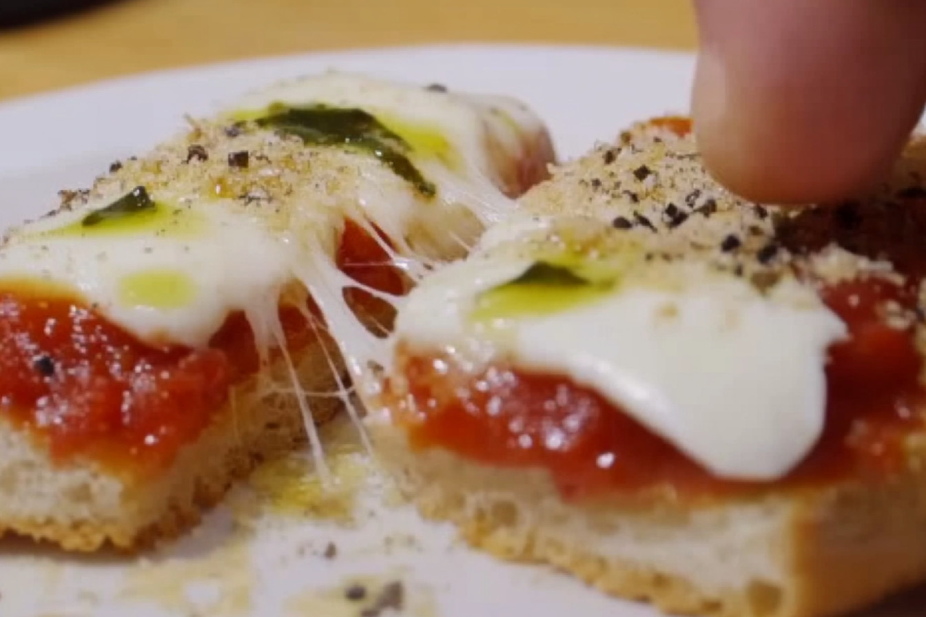Pan duro a la pizzaiola