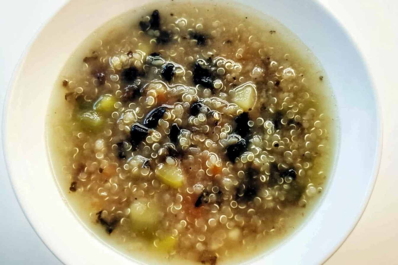 Sopa de quinua con verduras